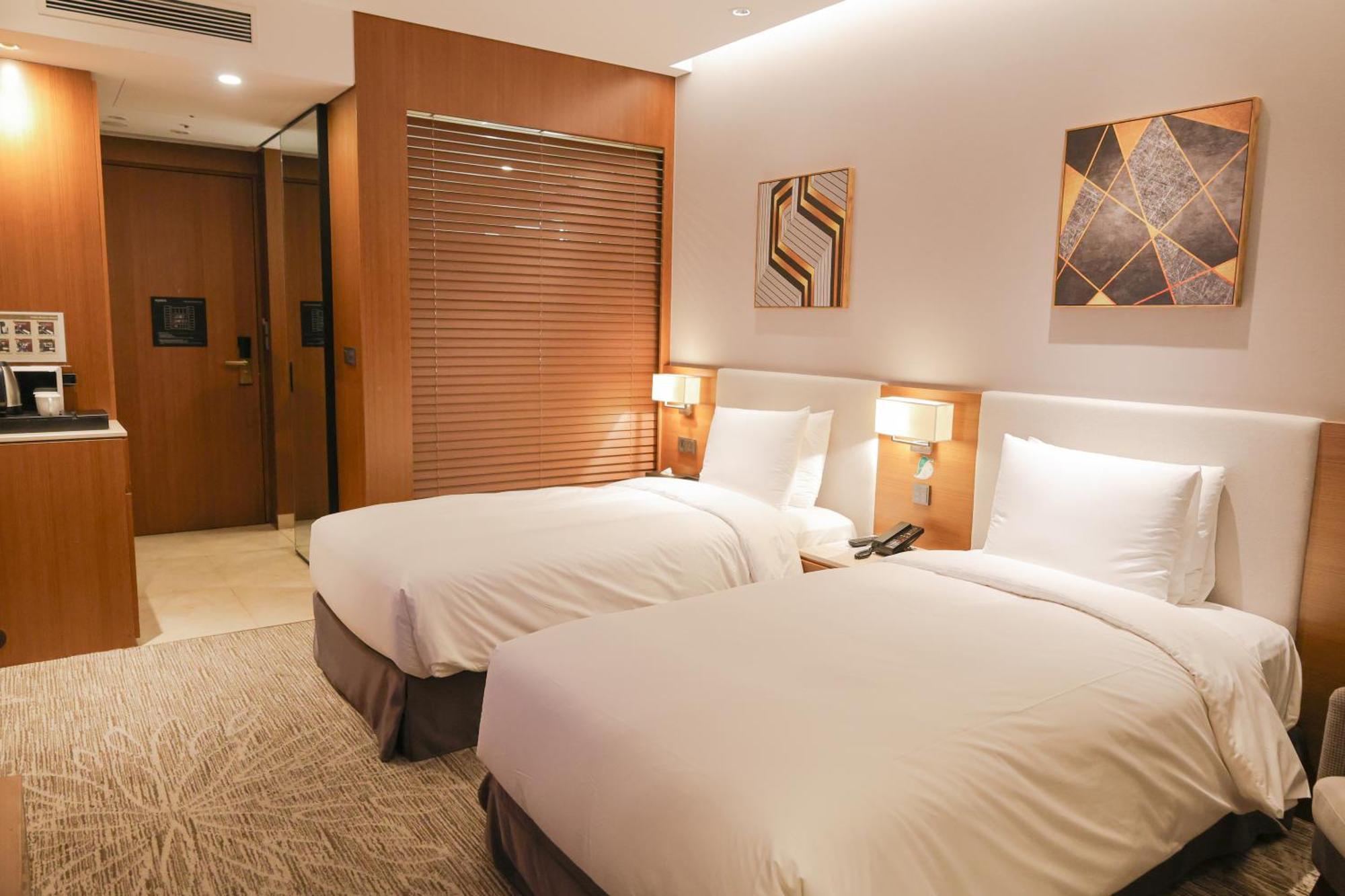 Hotel Skypark Central Seoul Pangyo Сеонгнам Екстериор снимка
