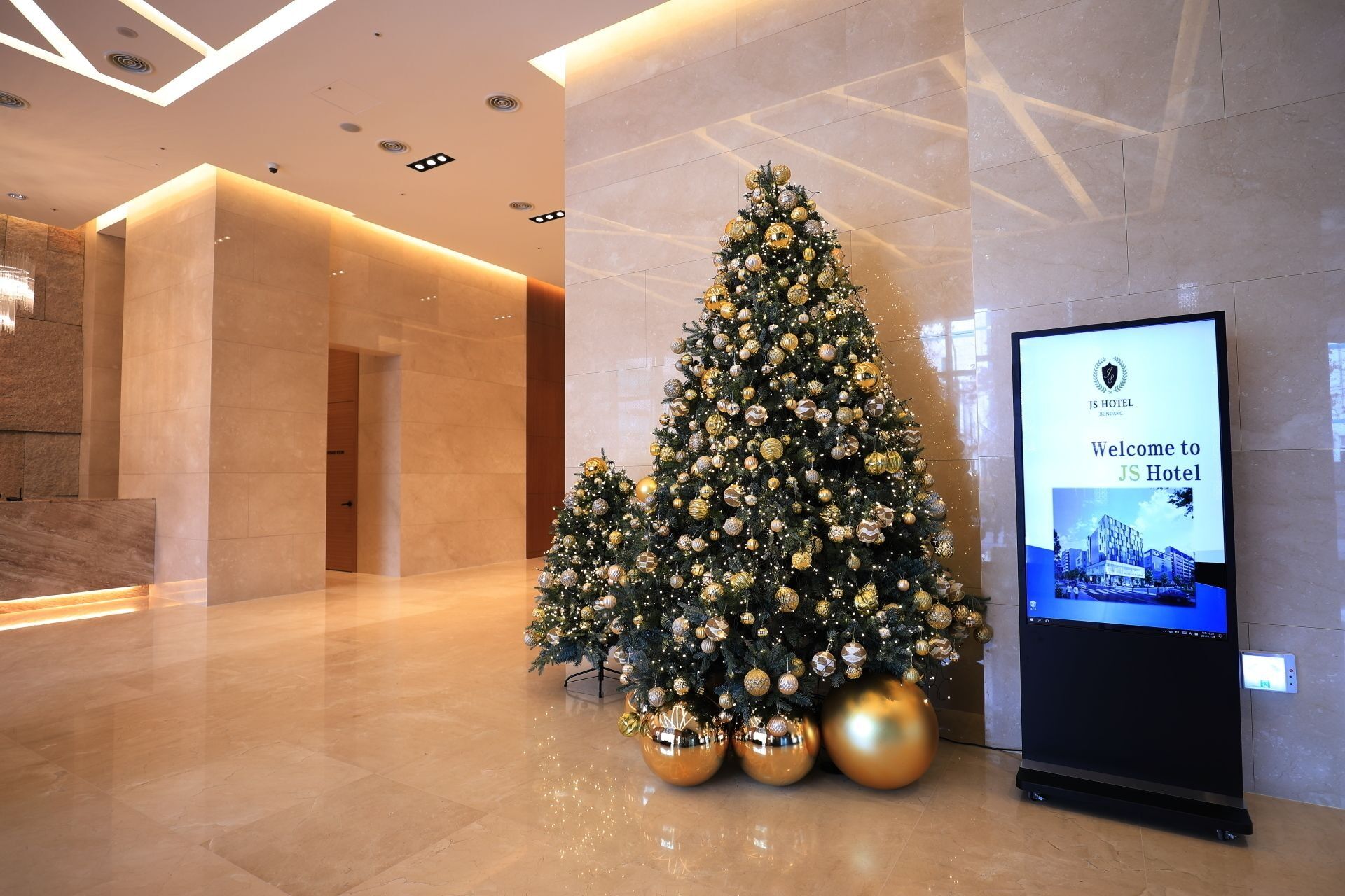 Hotel Skypark Central Seoul Pangyo Сеонгнам Екстериор снимка